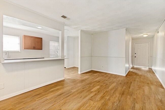 Photo - 4-Bed Home with Renovated Kitchen & Baths – Plenty of Space!