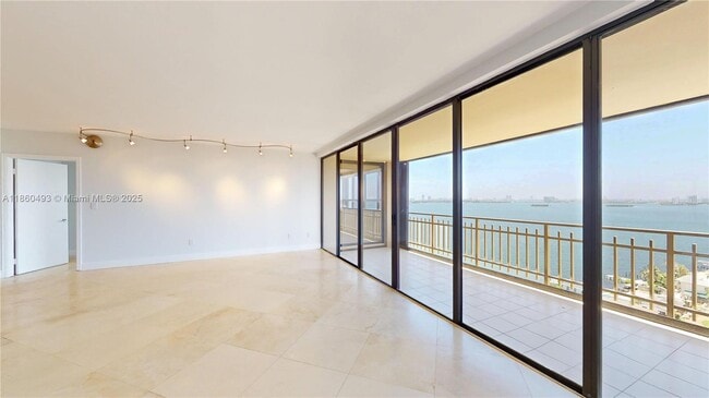 Photo - 11113 Biscayne Blvd Unit 1553