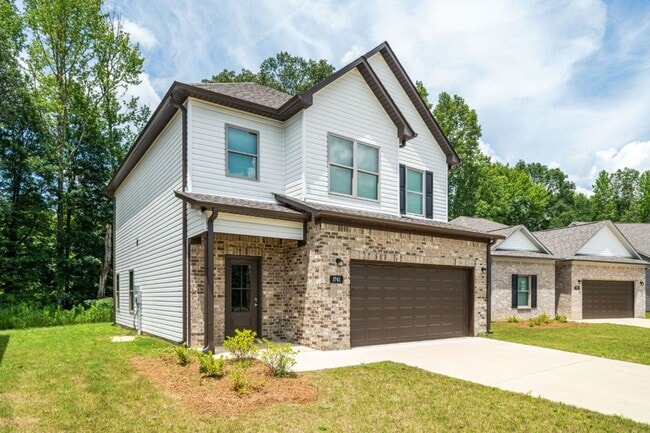 Photo - Move-In Special! Pay only ½ of your first ...