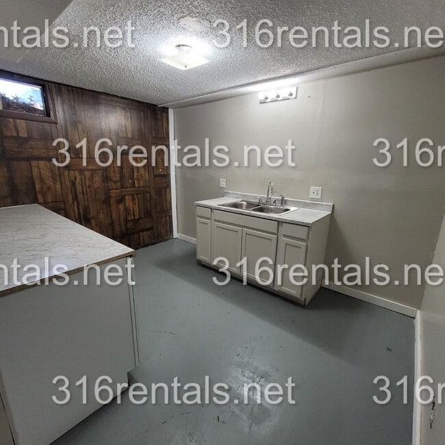 Photo - 1201 Hoch Unit 2