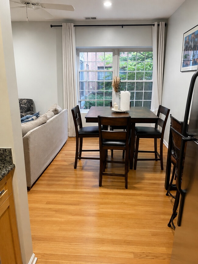 Photo - 5206 S Drexel Ave Unit Drexel Ave