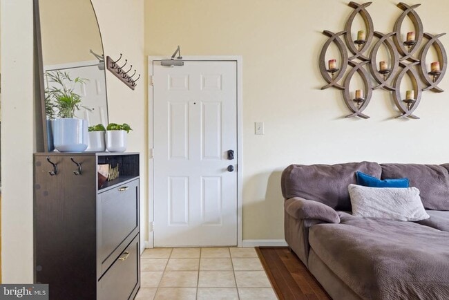 Building Photo - 10208 Ashbrooke Ct Unit 19