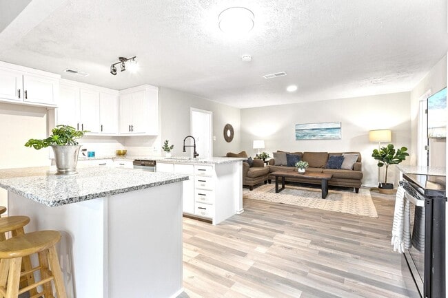 Photo - Conveniently located Fort Worth home with a welcoming atmosphere!
