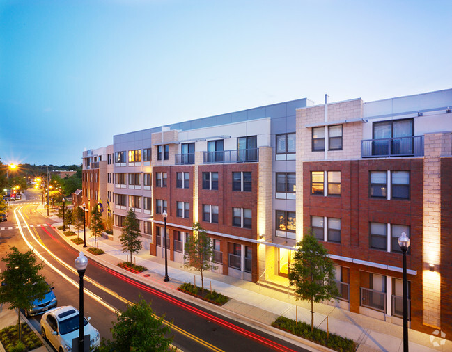 Building Photo - Shelton Apartments