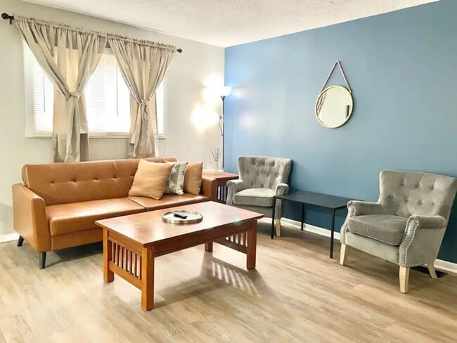 Photo - 3360 Ransdell St