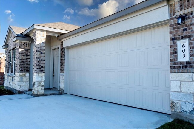 Photo - 603 Waterway Ave