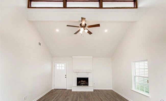 Photo - 477 Highland Creek Pkwy