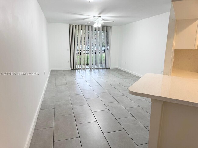 Photo - 8333 Lake Dr Unit 102