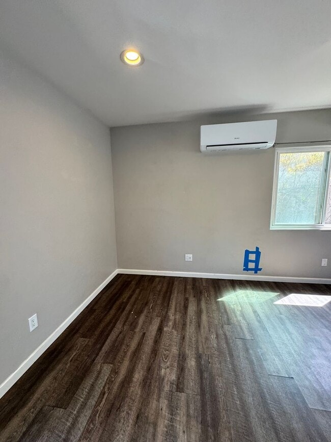 7043 Saranac St Unit 7043