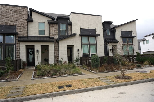 Photo - 16626 Lake Austin St