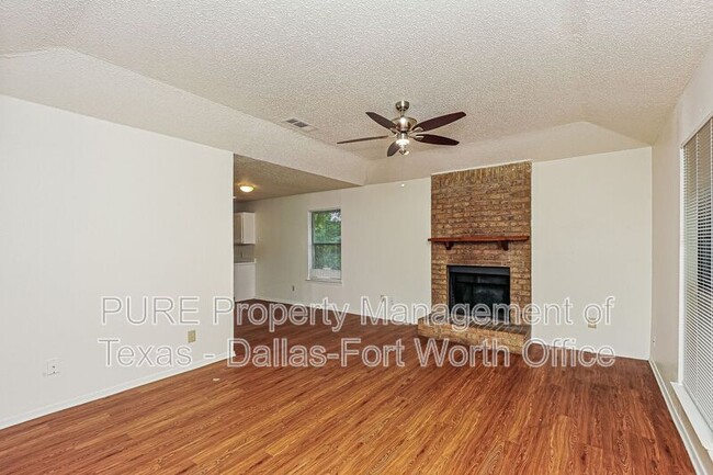Photo - 7527 Windhaven Rd