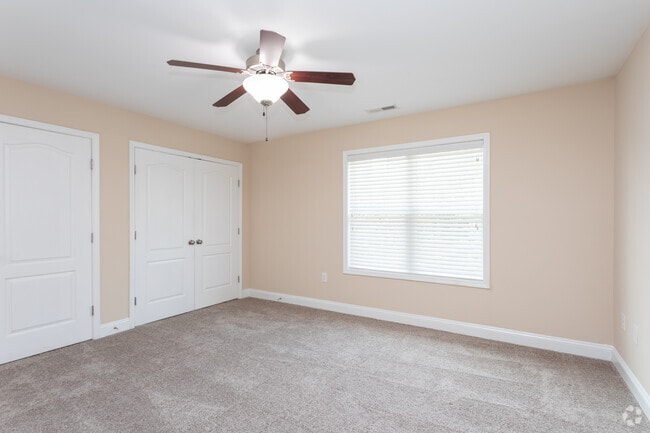 2 habitaciones, 2,5 baños, 111,5 m², con garaje, dormitorio principal - Townes at Northridge Park Townhomes