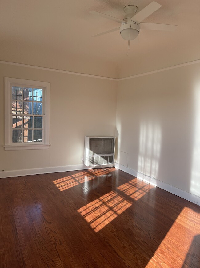 Photo - 1040 Laguna Ave