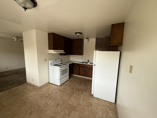 Photo - 1226 East St Unit 5