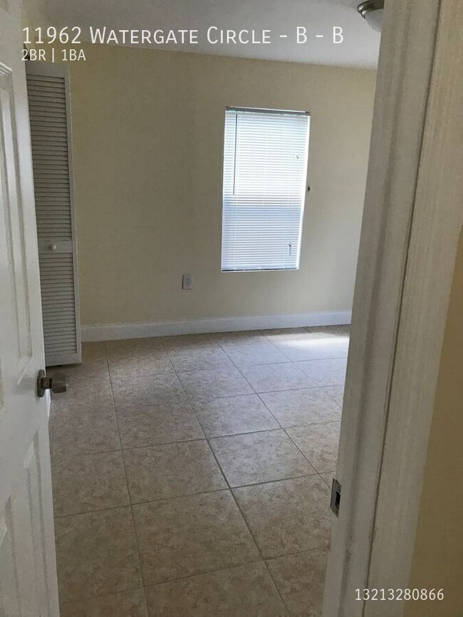 Photo - 11962 Watergate Cir Unit B