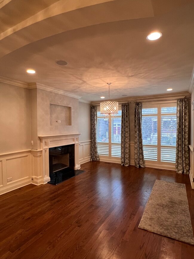 Photo - 2042 N Racine Ave Unit 1