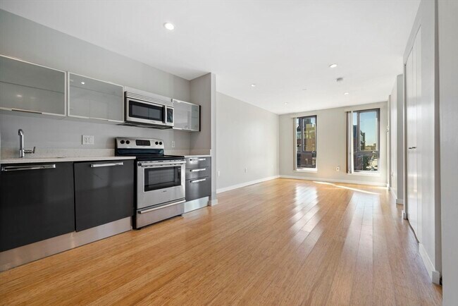 Photo - 691 Massachusetts Ave Unidad 504 Rental