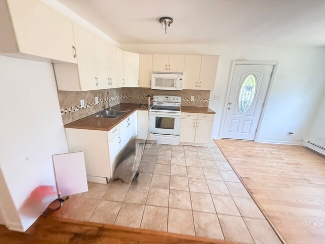 10 Park Cir Unit A