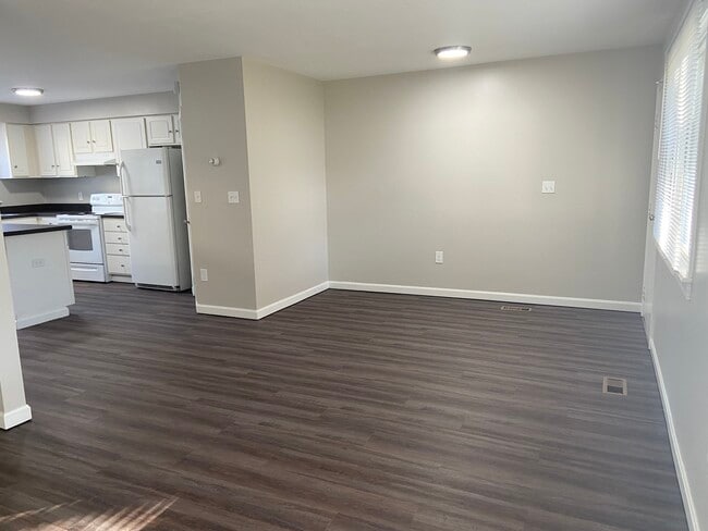 Photo - Creek Side Landings