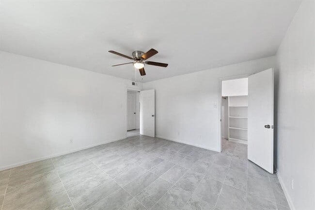 Photo - 1312 W Adoue St