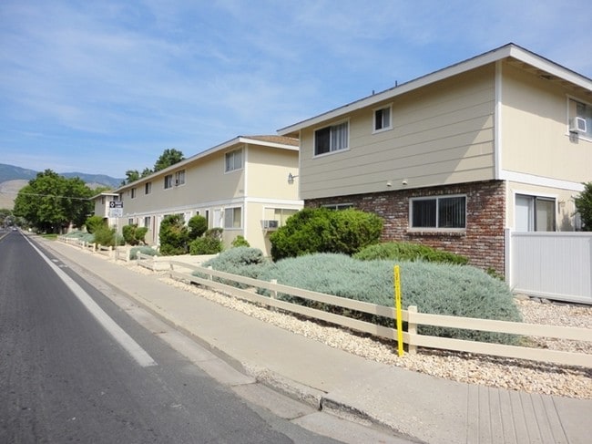Fifth Street Townhomes