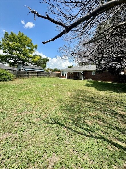 Photo - 6524 Blue Grass Dr