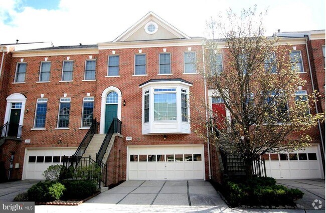 Building Photo - 4553 Fair Valley Dr Rental