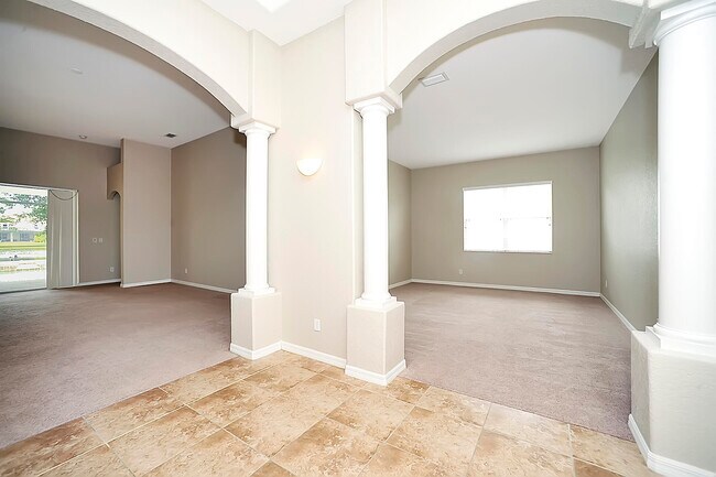 Photo - 4859 Chastain Dr