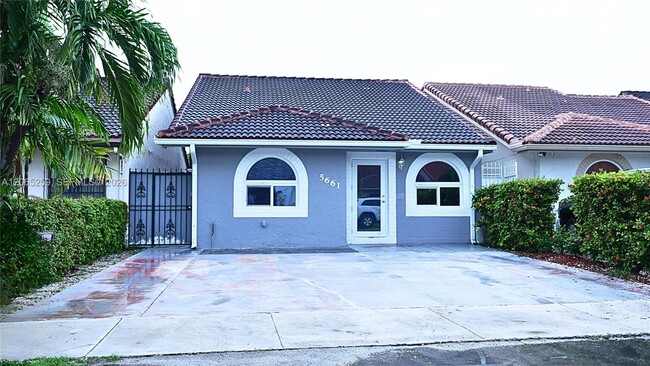 Building Photo - 5661 W 21st Ave