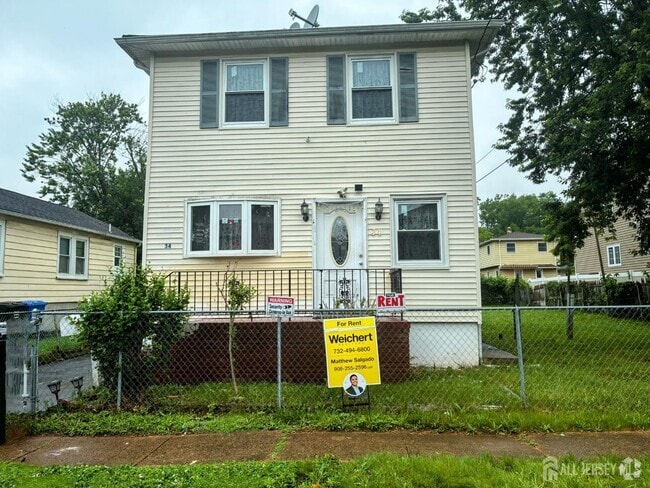 Building Photo - 34 Fiat Ave Rental