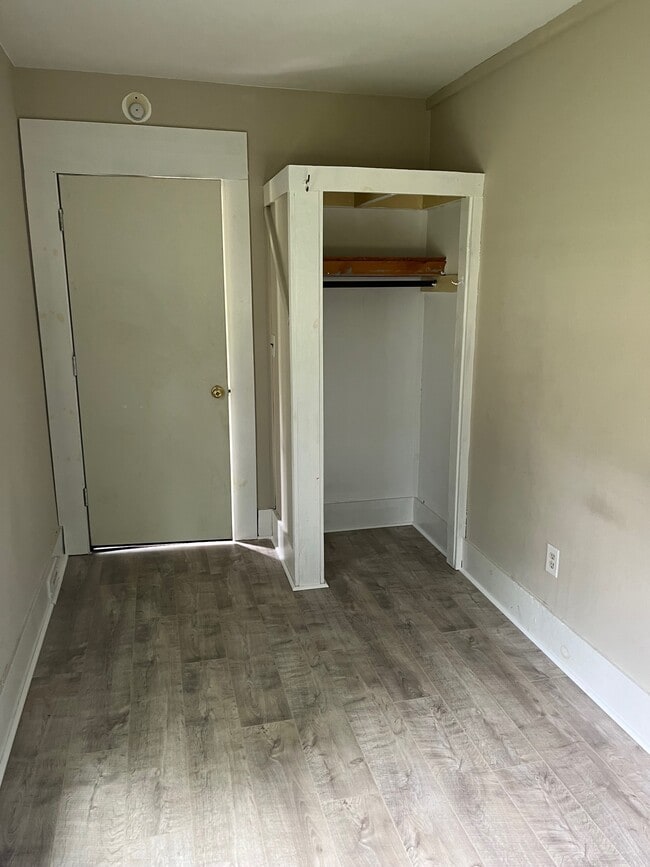 Photo - 38. W. University Street Unit A