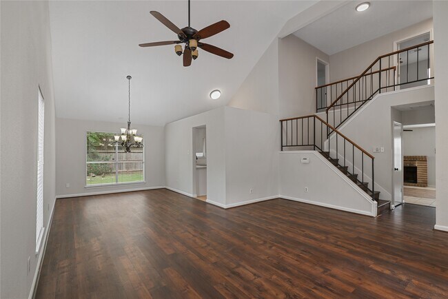 Photo - 4807 Shadowdale Dr