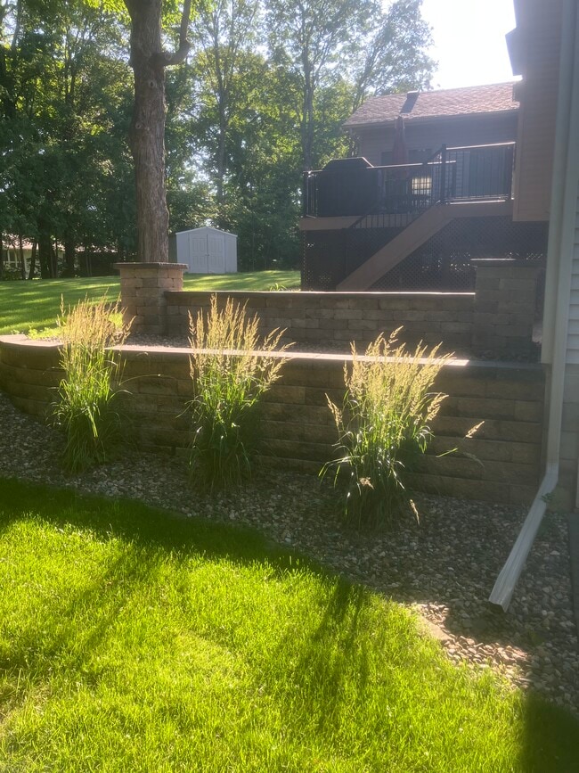 Deck and Patio - 180 Nature Valley Pl NW