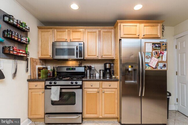 Photo - 916 S 25th St