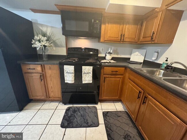 Photo - 45 Rhode Island Ave NW