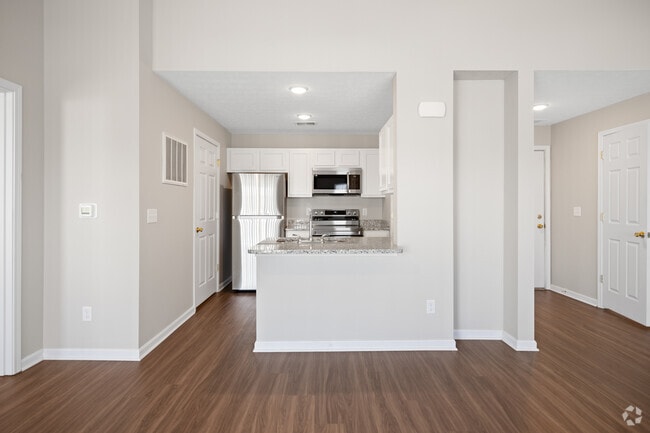 The Pearl - Kitchen/Dining