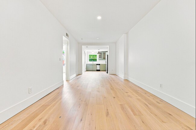 Photo - 2554 W 32nd Ave
