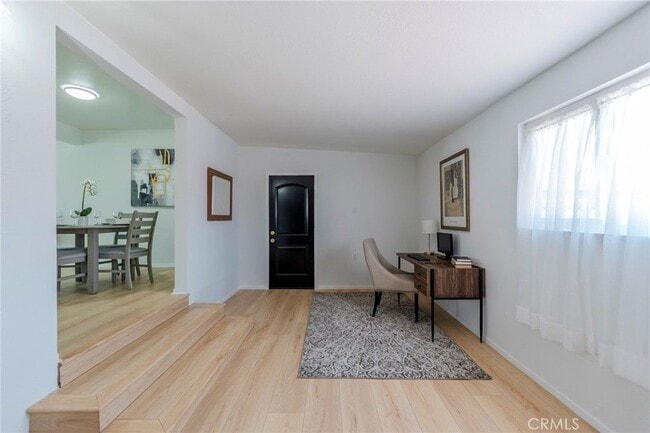 Photo - 16220 McKinley Ave