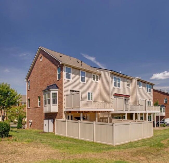 Photo - 3223 Careysbrook Ct