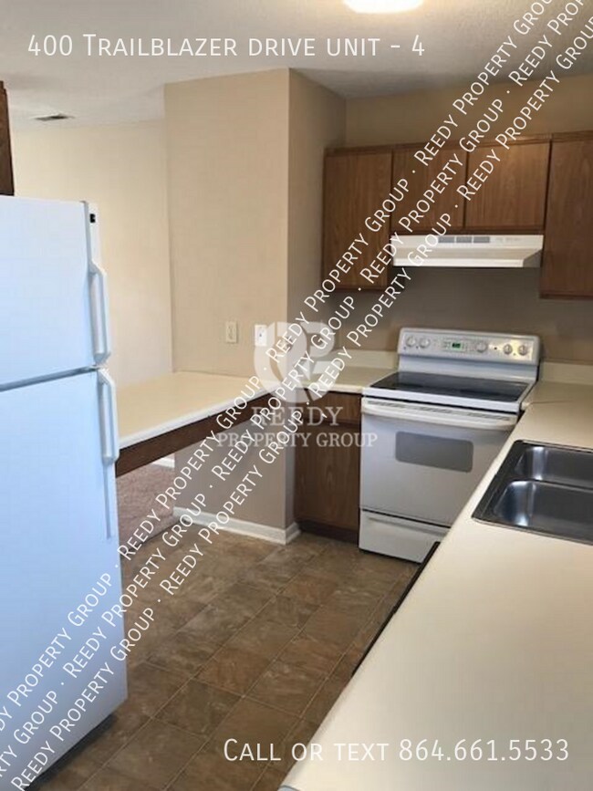 Photo - 400 Trailblazer Dr Unit 4