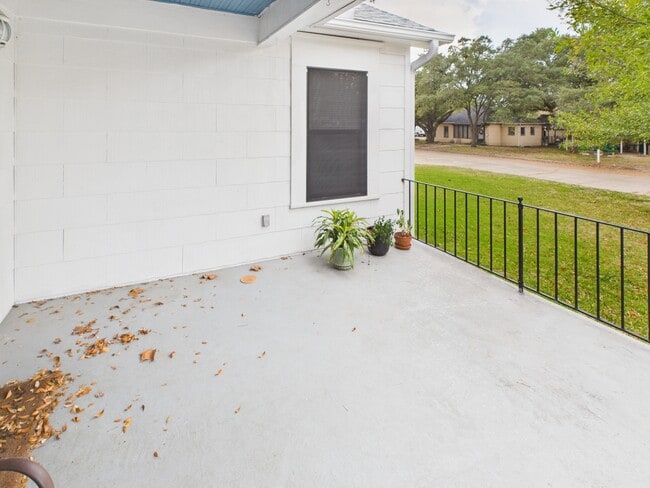 Photo - 1206 E 30th St