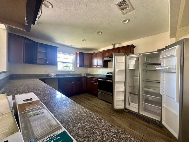 Photo - 3331 Longhorn Dr