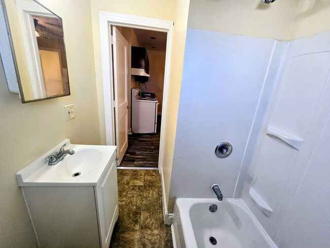 Photo - 615 N. 8th Street Unit 3