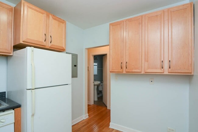 Photo - 2922 N Sacramento Ave Unit 2