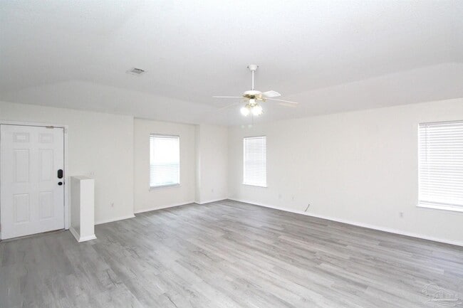 Photo - 2432 Gulf Breeze Ave