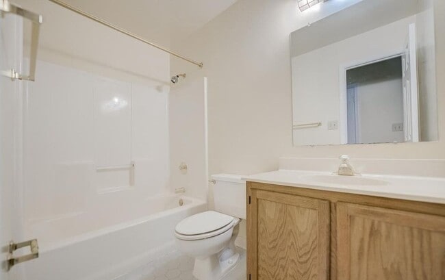 Photo - 21107 Twinridge Square