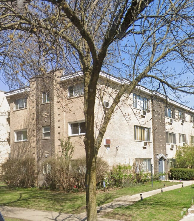 Building Photo - 1332 W Touhy Ave Unit 3B Rental