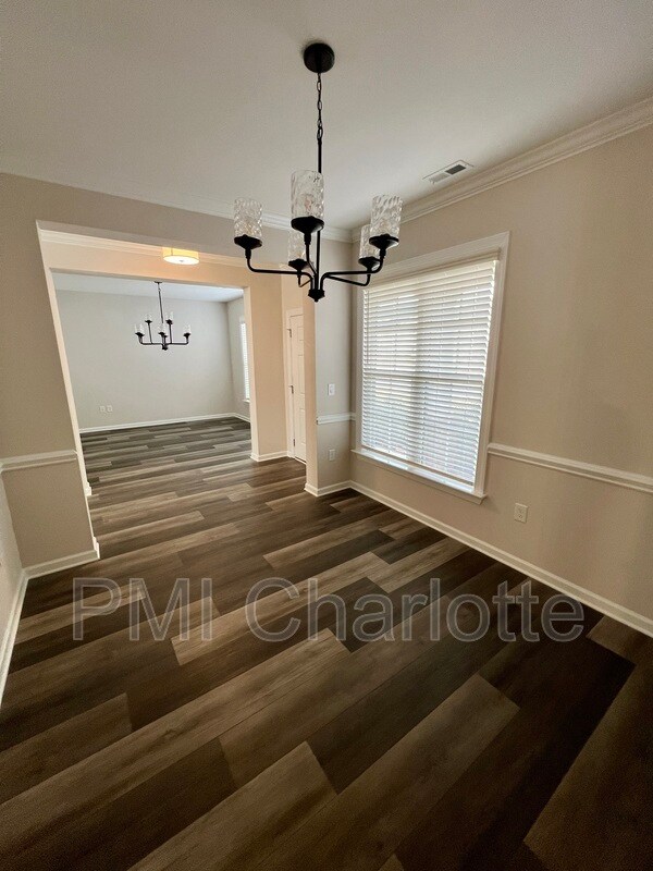 Photo - 1135 Overlake Dr