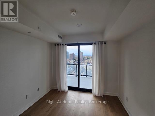 Photo - 2075 Lakeshore Rd. Unit 810
