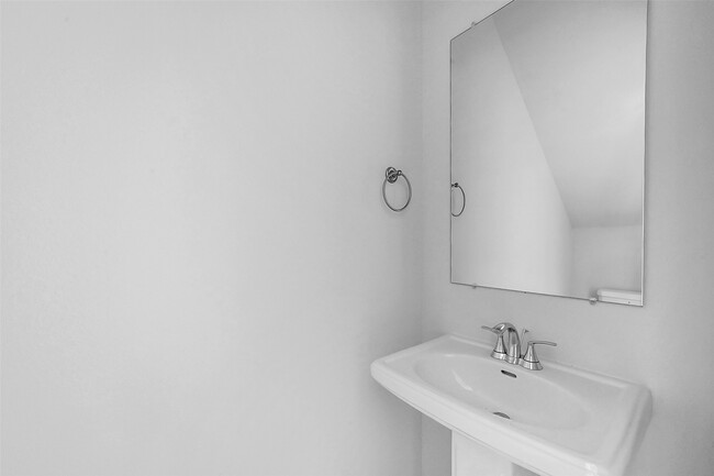 Photo - 1120 Novelle Bnd Dr